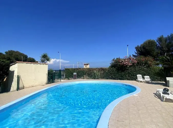 شقة فندقية Marineland Sea View 4*