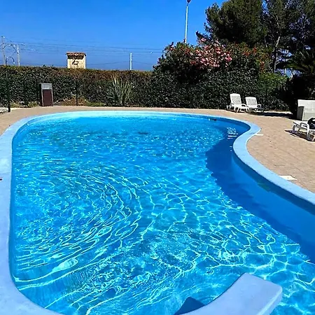 Marineland Sea View Aparthotel 4*