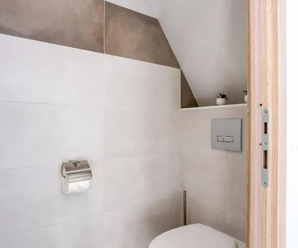 Marineland Sea View Aparthotel